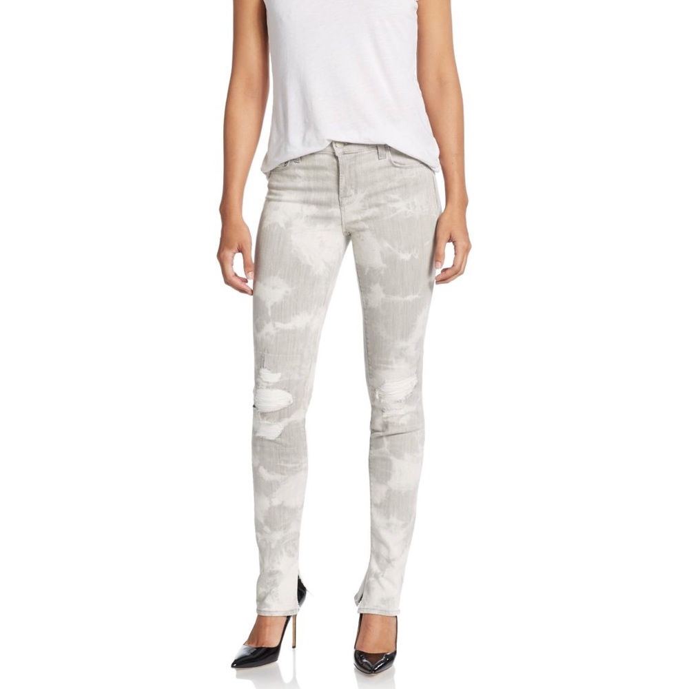 🌟 HOST PICK 🌟Distressed Zombie Rail Skinny Jeans